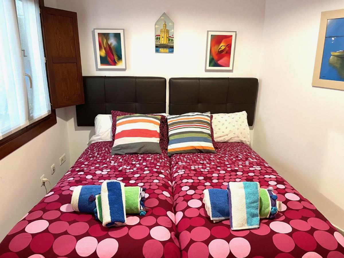 Apartamento Centro Plaza Salvador, Wifi Free& Parking Opcional Seville Ngoại thất bức ảnh