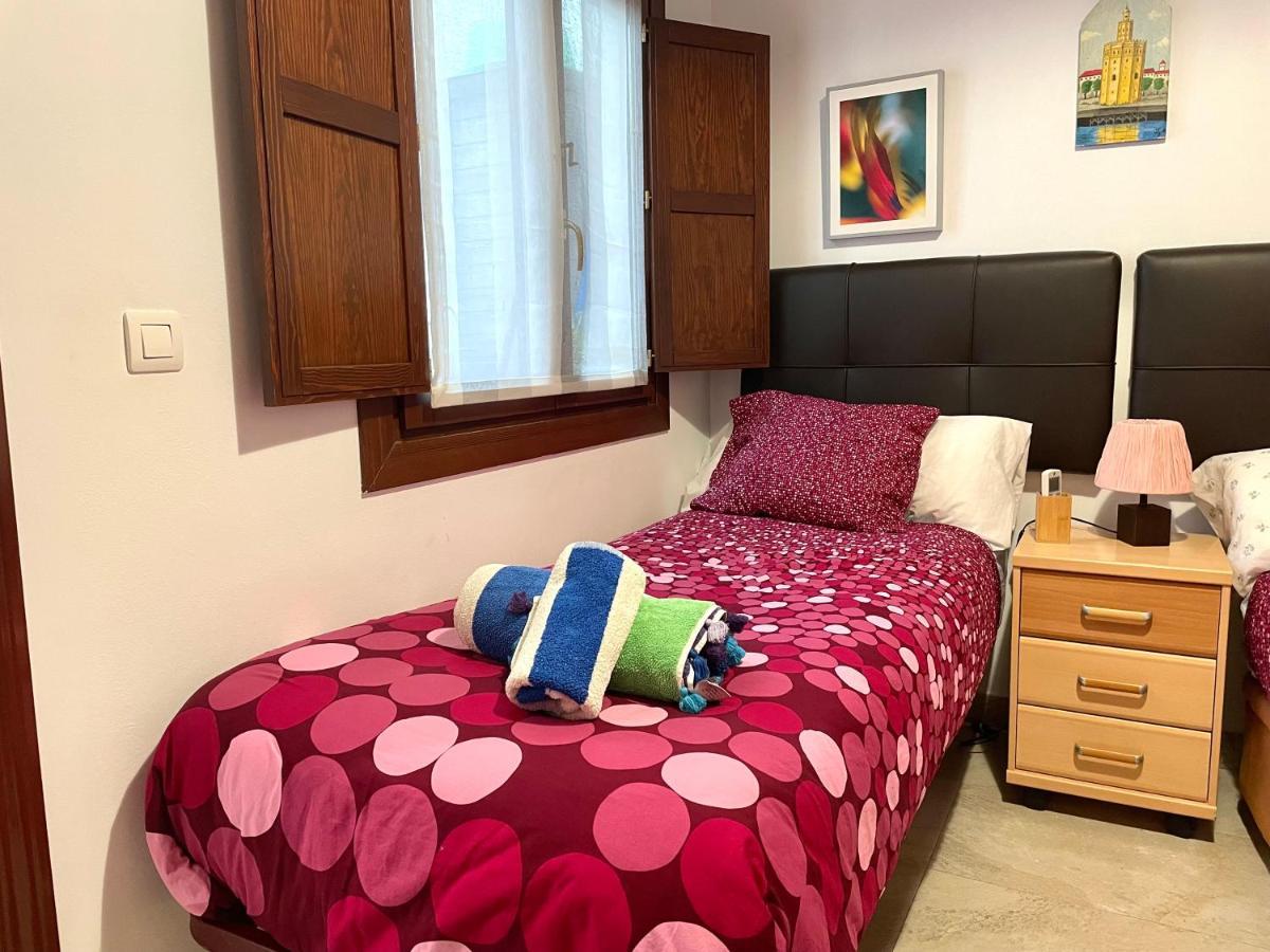 Apartamento Centro Plaza Salvador, Wifi Free& Parking Opcional Seville Ngoại thất bức ảnh