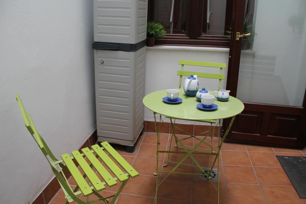 Apartamento Centro Plaza Salvador, Wifi Free& Parking Opcional Seville Ngoại thất bức ảnh